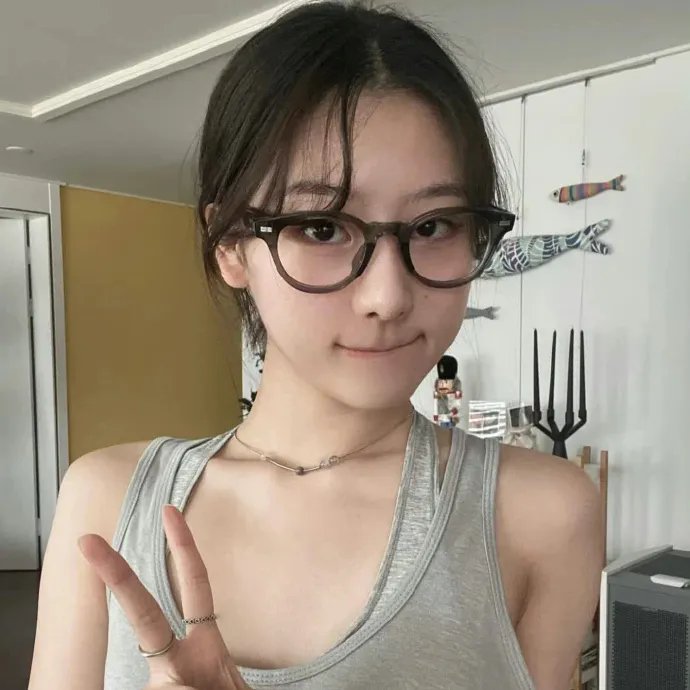 化妆间那些事海报