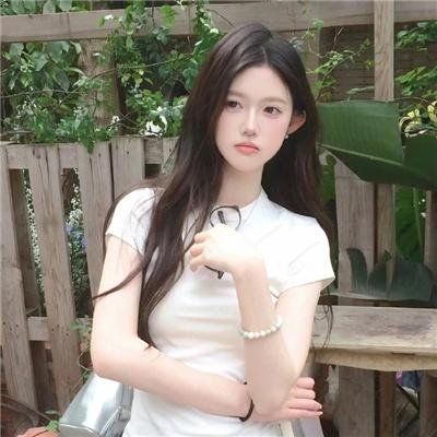 戏外戏海报